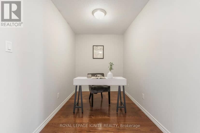 1523 Avonmore Square — photo 19 of 35