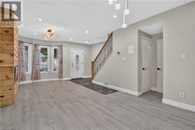 55 FRANCIS Street — photo 10 of 40