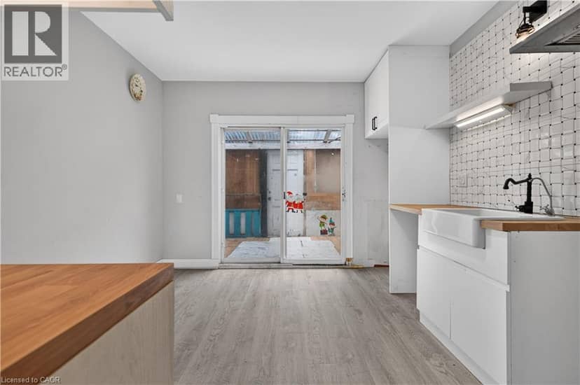 55 FRANCIS Street — photo 11 of 40