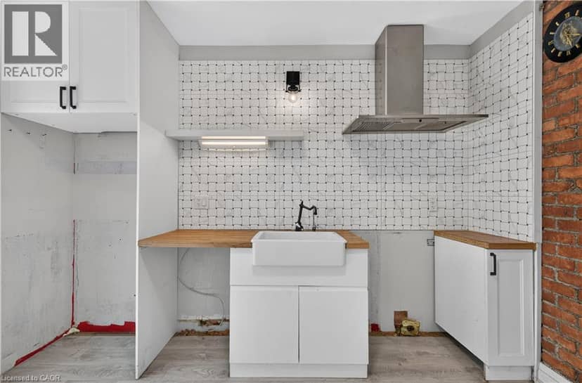 55 FRANCIS Street — photo 13 of 40