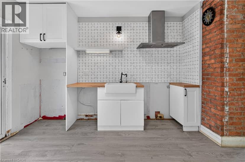 55 FRANCIS Street — photo 14 of 40