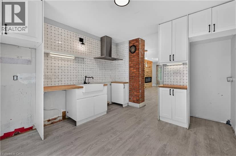 55 FRANCIS Street — photo 15 of 40