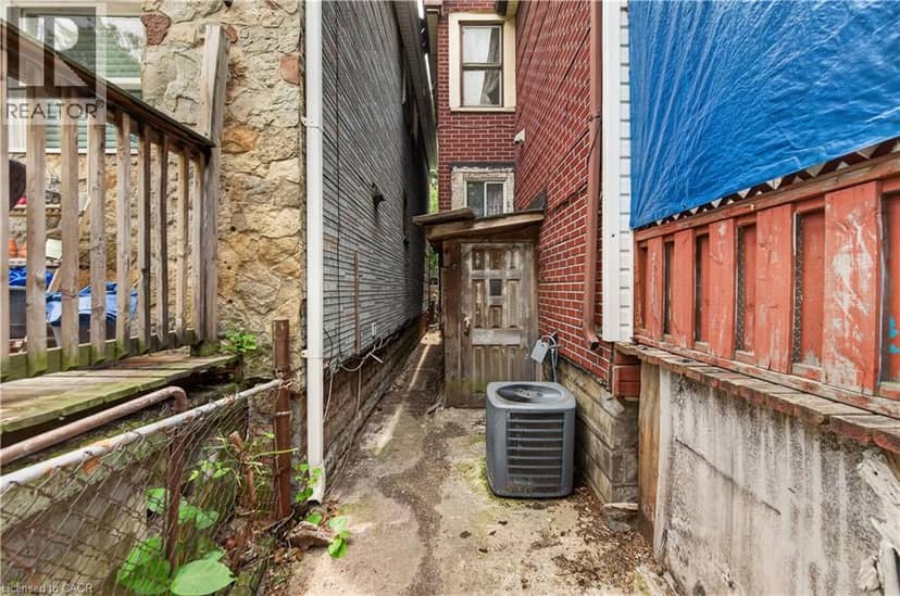 55 FRANCIS Street — photo 38 of 40