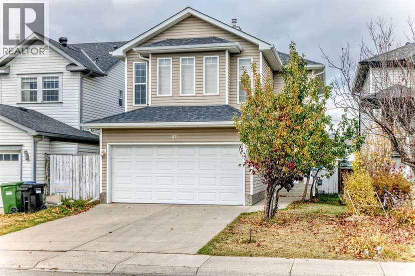 145 Martinvalley Crescent NE, Calgary, photo 2