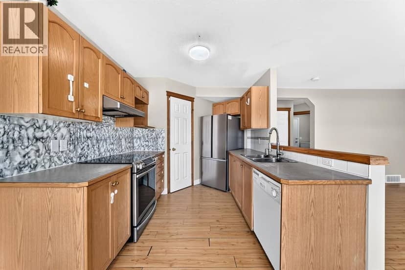 145 Martinvalley Crescent NE, Calgary, photo 5