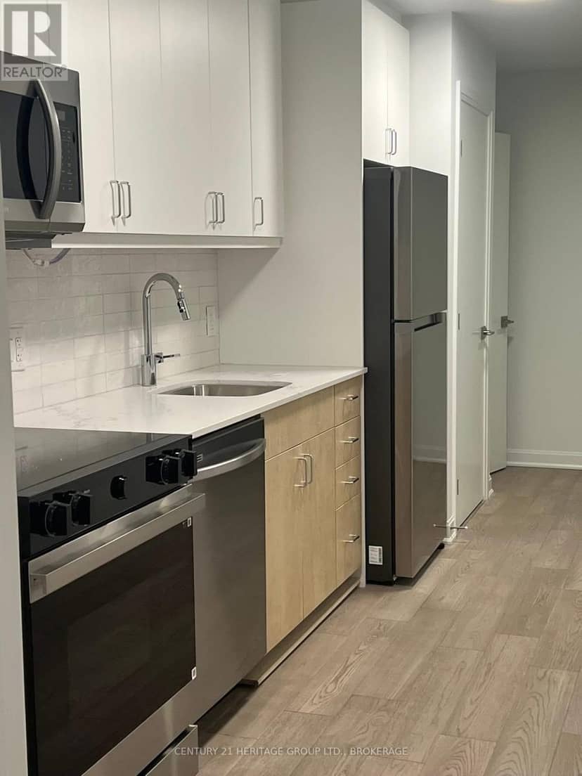 802 - 223 Princess Street — photo 14 of 27