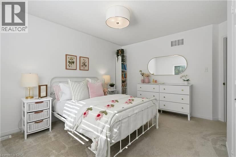 5230 ROME Crescent — photo 34 of 40