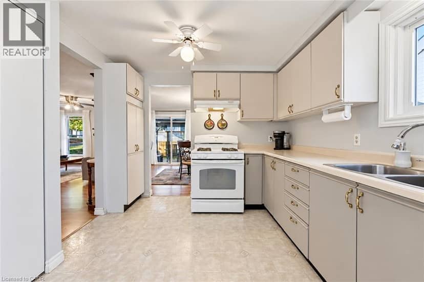 1 HOMESTEAD Place — photo 10 of 29