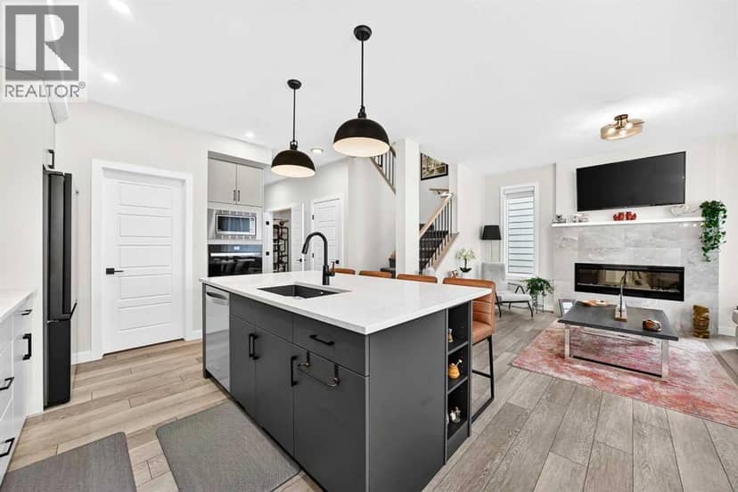 19 Versant View SW, Calgary, photo 6