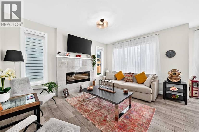19 Versant View SW, Calgary, photo 7