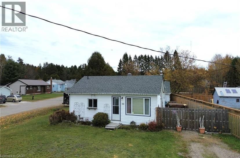 380 LIMIT Street, Massey, photo 2