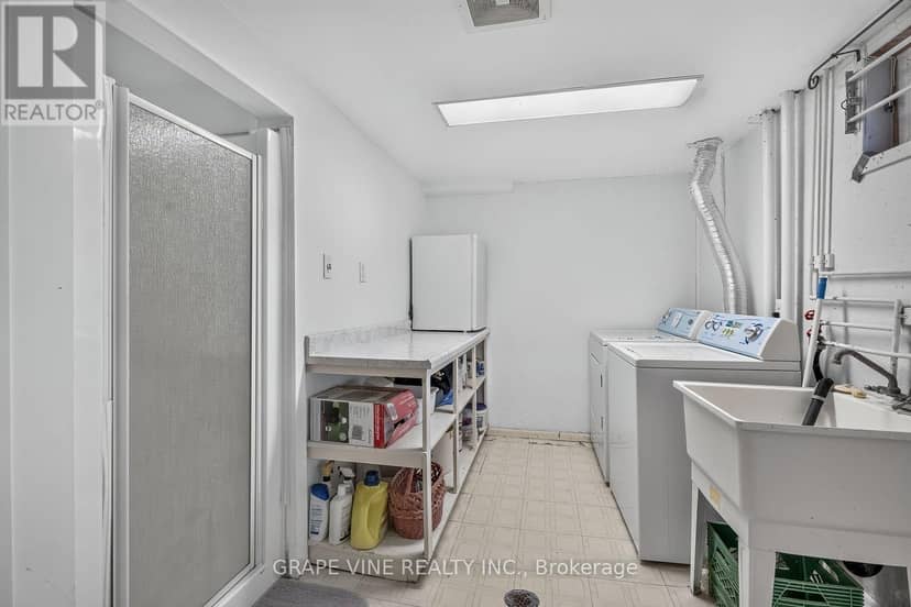 34 - 181 Huntridge Private — photo 40 of 40