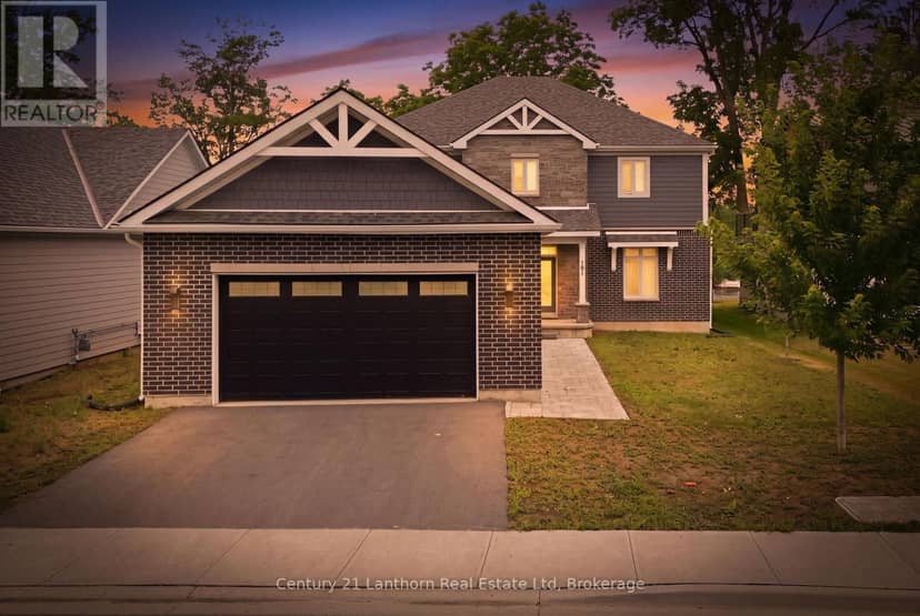 101 Villeneuve Drive — photo 2 of 40