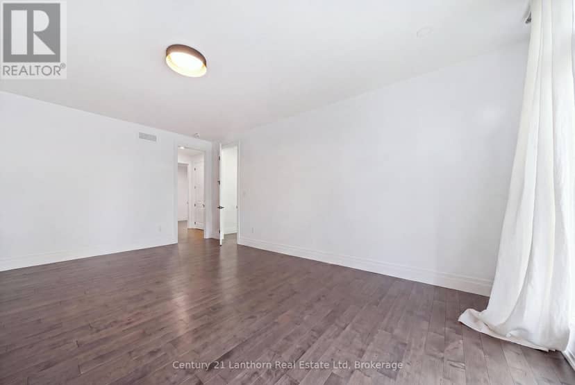 101 Villeneuve Drive — photo 29 of 40