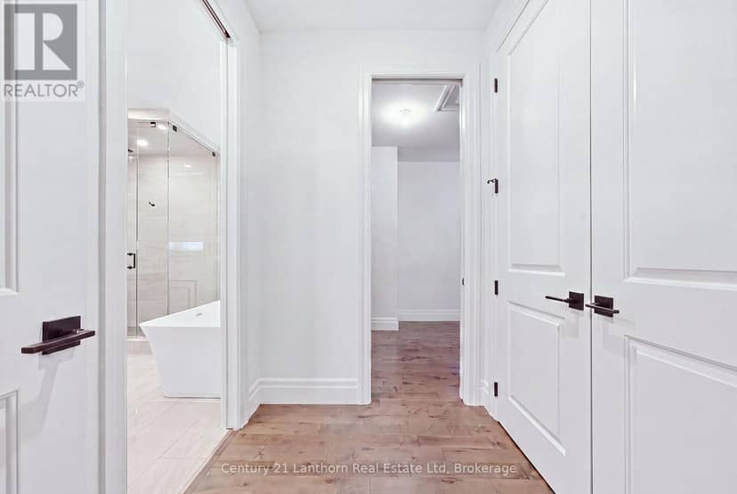 101 Villeneuve Drive — photo 30 of 40