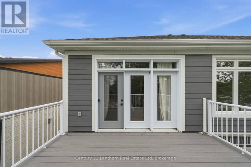 101 Villeneuve Drive — photo 28 of 40
