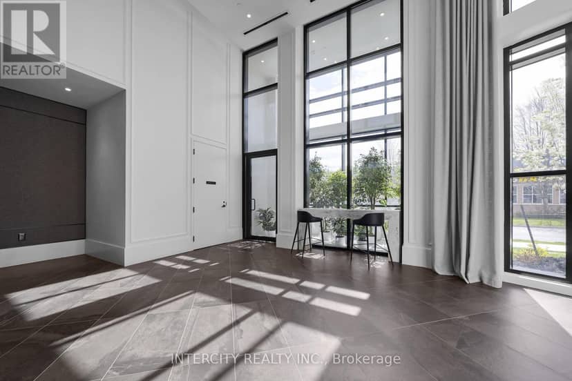 240 - 2075 King Road, King, photo 5