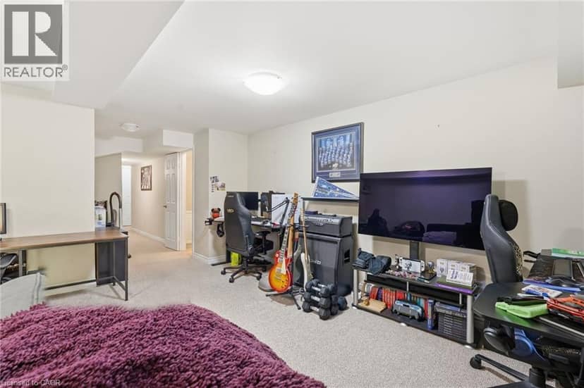 20 MCCONKEY Crescent Unit# 116 — photo 26 of 32