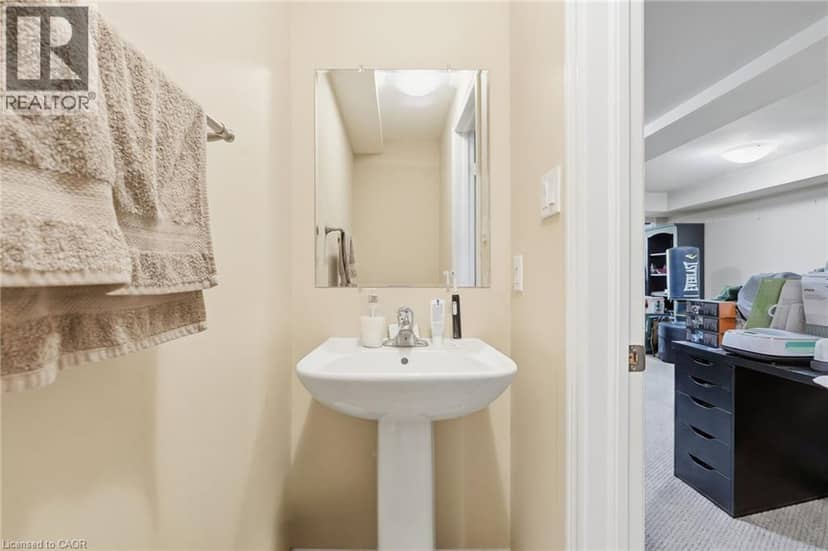 20 MCCONKEY Crescent Unit# 116 — photo 27 of 32