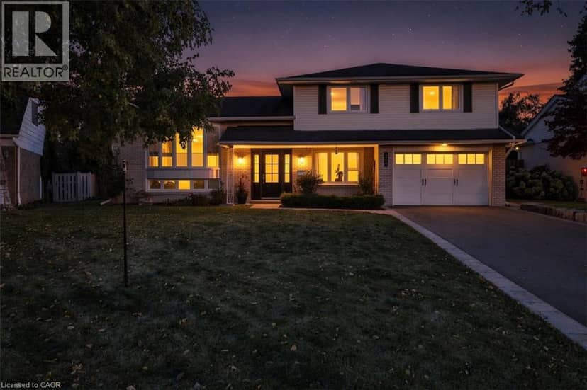 368 AURORA Crescent, Burlington