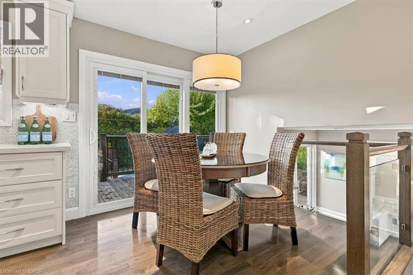368 AURORA Crescent — photo 17 of 40