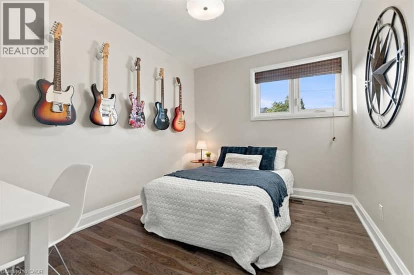 368 AURORA Crescent — photo 23 of 40
