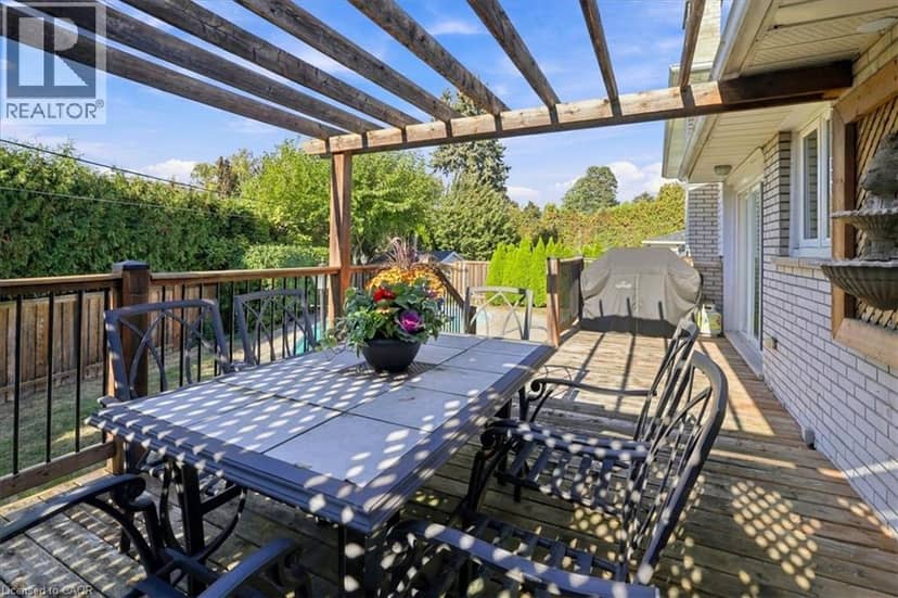 368 AURORA Crescent — photo 38 of 40