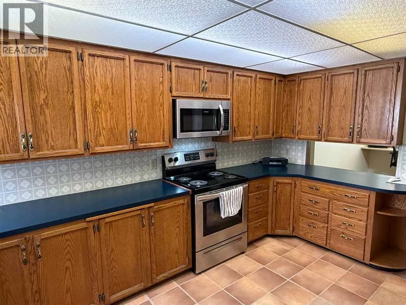 104 7 Avenue N, Vulcan, photo 5