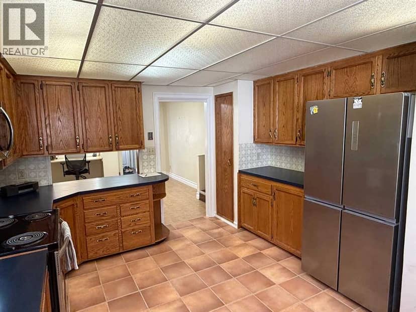 104 7 Avenue N, Vulcan, photo 4