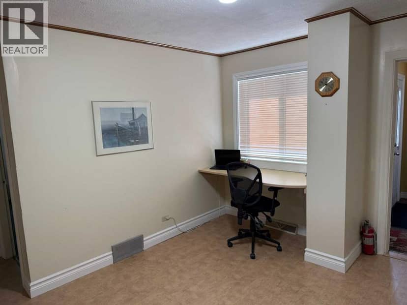 104 7 Avenue N, Vulcan, photo 6