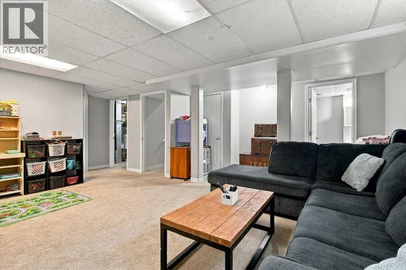 11309 81 Avenue — photo 24 of 35