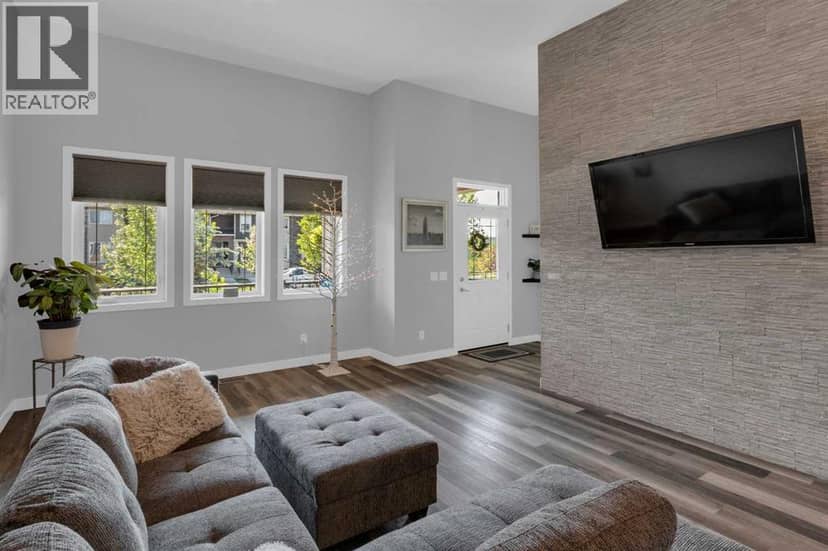 317 Sundown Road S, Cochrane, photo 5