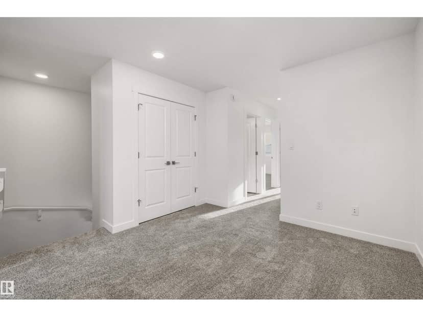 18855 29 AV NW — photo 27 of 40