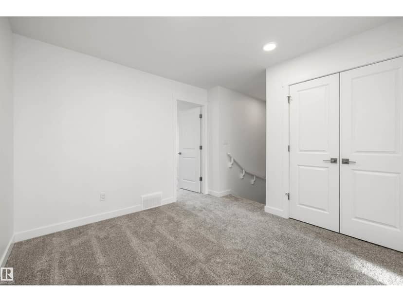 18855 29 AV NW — photo 30 of 40