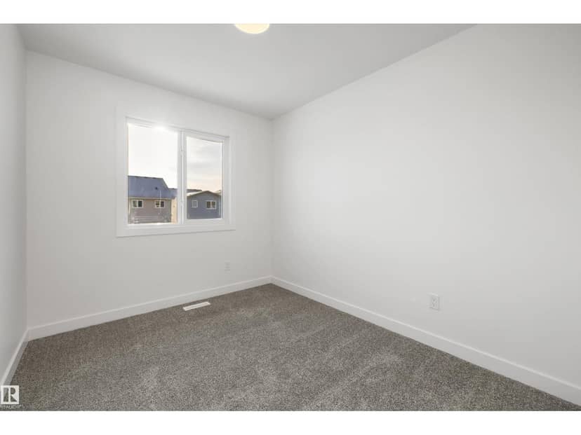 18855 29 AV NW — photo 35 of 40