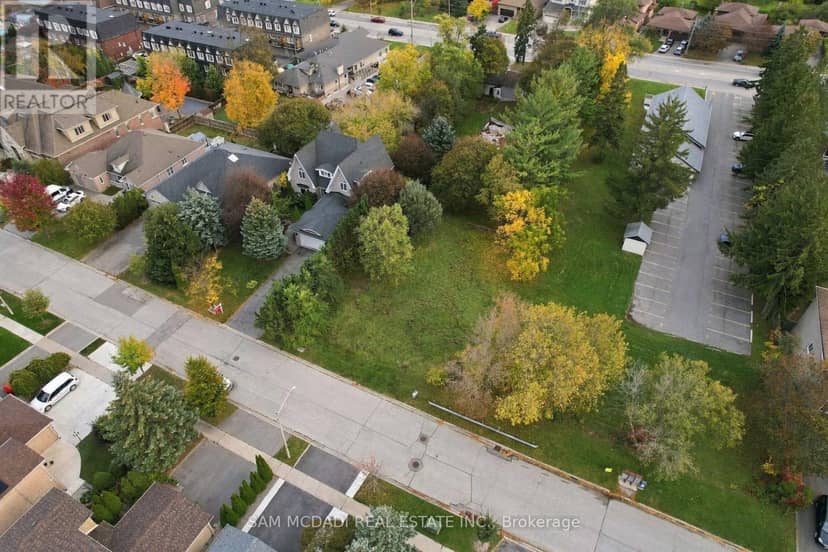 39 Cooperage Crescent, Richmond Hill, photo 2