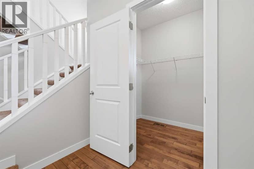 309 Rainbow Falls Way, Chestermere, photo 5