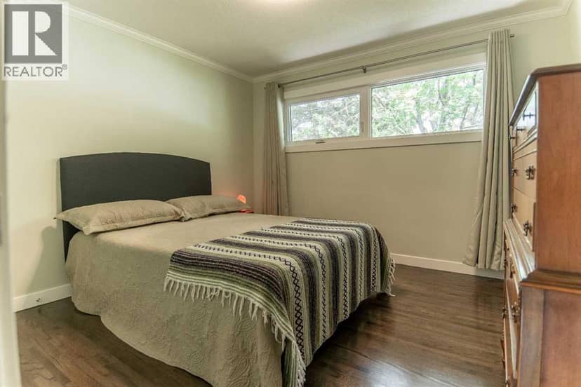 361 Capri Avenue NW — photo 25 of 40