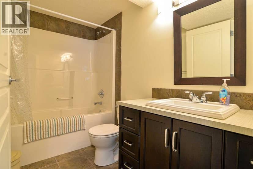 361 Capri Avenue NW — photo 38 of 40