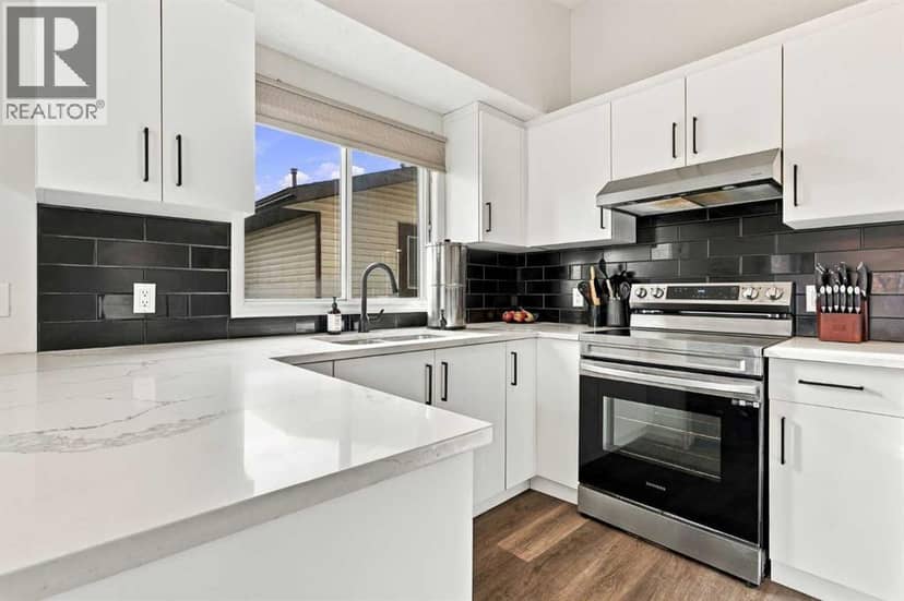 16 Mckenna Place SE — photo 9 of 40