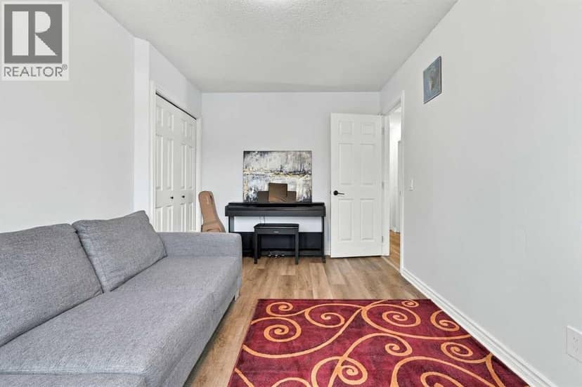 16 Mckenna Place SE — photo 16 of 40
