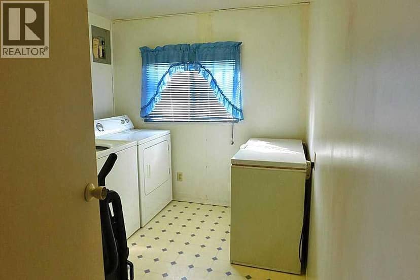 #8, 5853 4 Street W — photo 10 of 23
