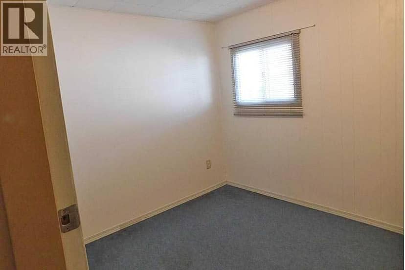#8, 5853 4 Street W — photo 22 of 23