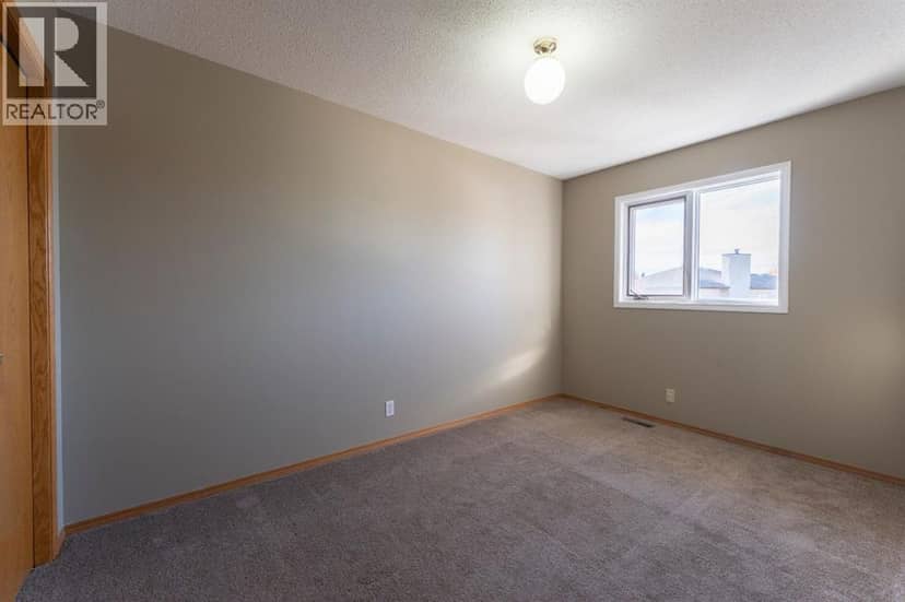 16 Davis Close — photo 22 of 24