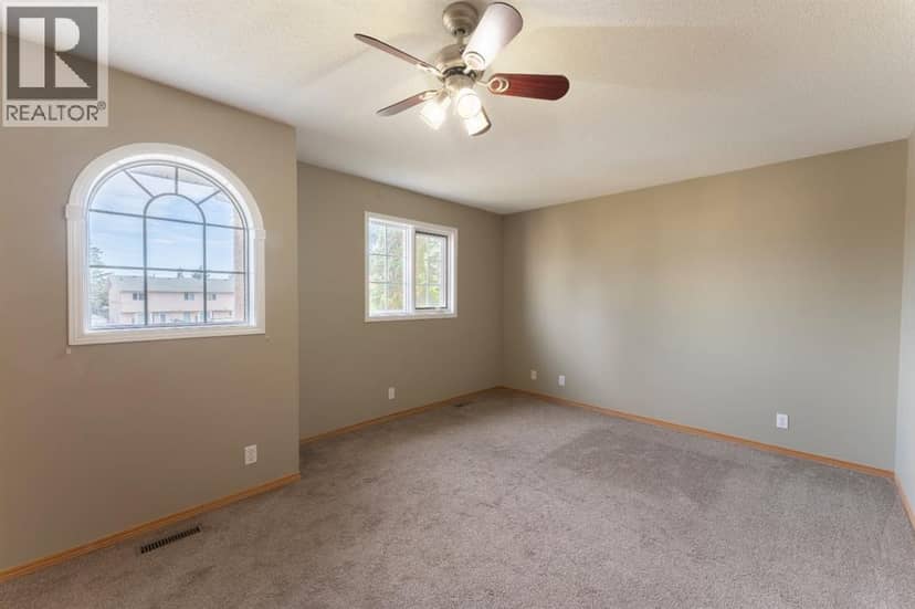 16 Davis Close — photo 20 of 24