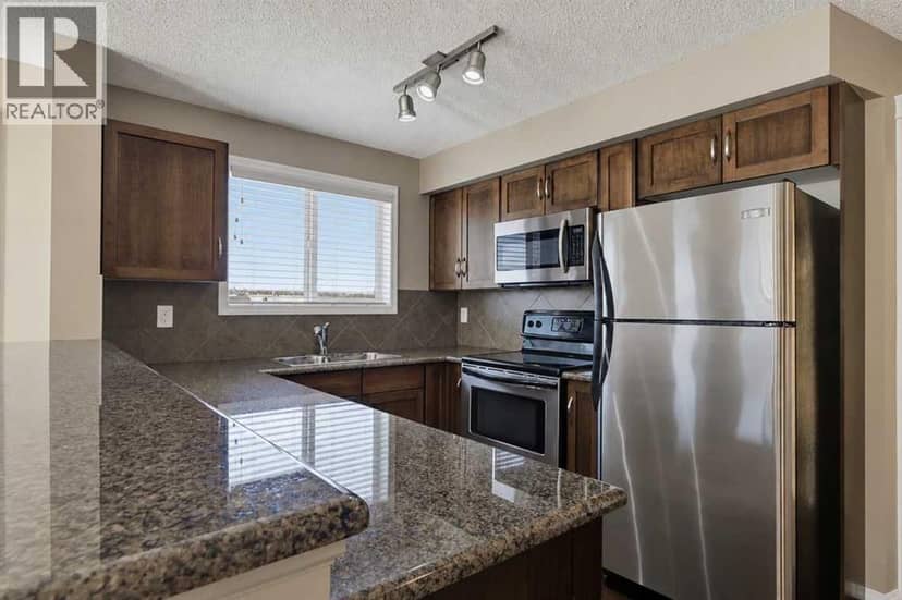 2307, 43 Country Village Lane NE, Calgary, photo 7