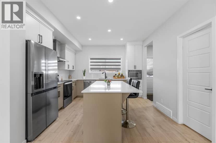 20 Corner Glen Avenue NE, Calgary, photo 4
