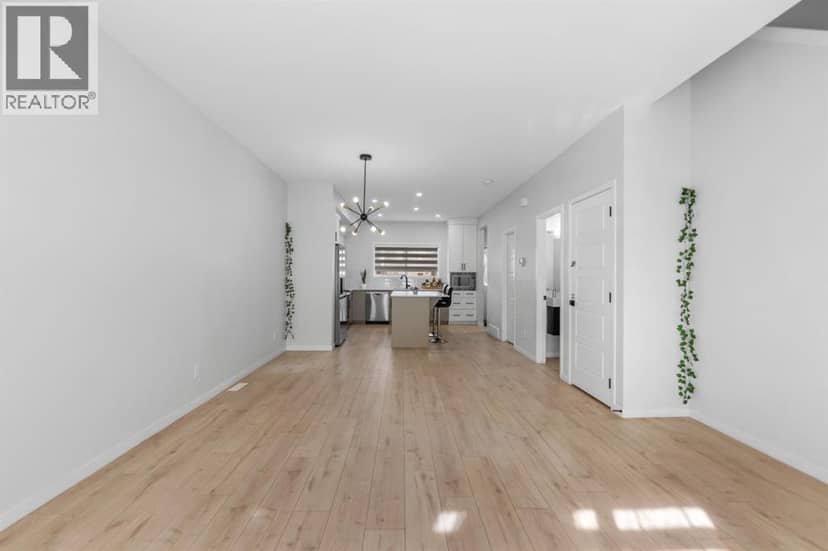 20 Corner Glen Avenue NE, Calgary, photo 8