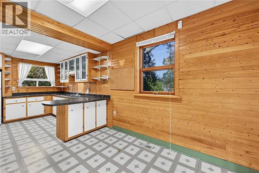 190 WINEWOOD Avenue — photo 21 of 40