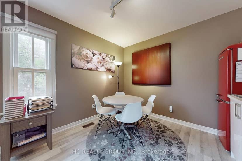 10 Station Lane — photo 11 of 40